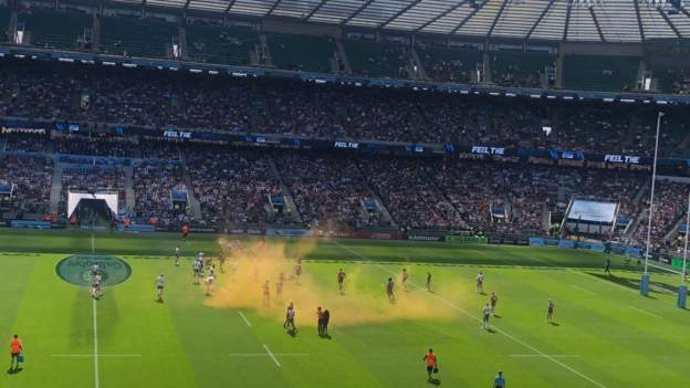 Premiership final: Protesters force stoppage of Twickenham showpiece between Saracens and Sale