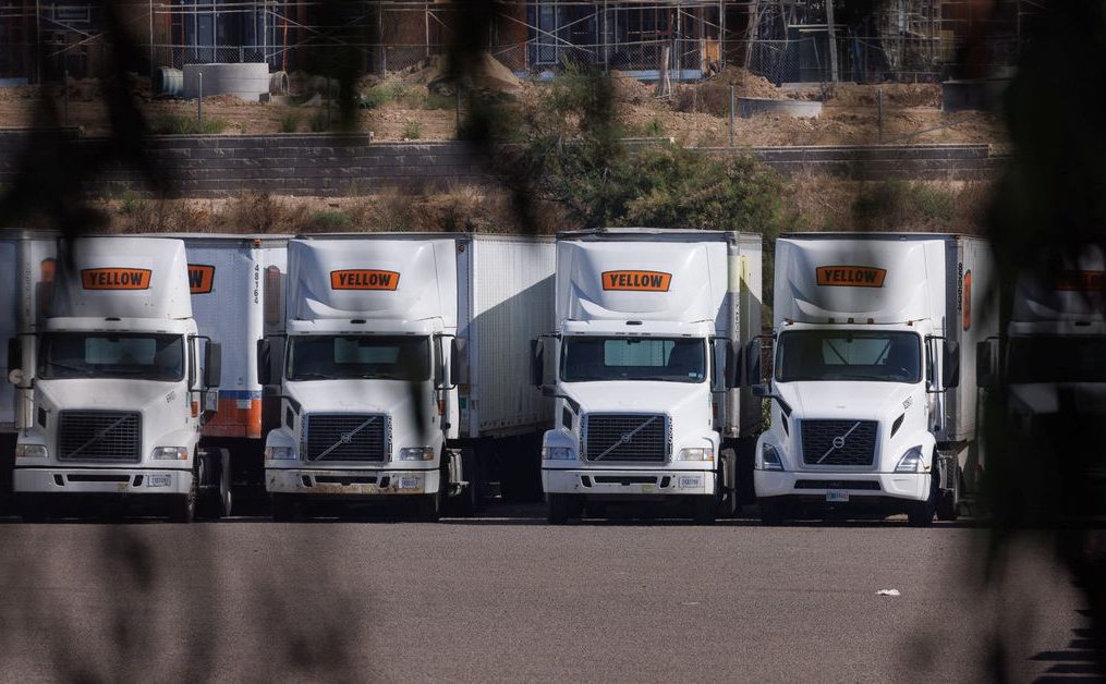 Trucking firm Estes Express submits $1.3 bln bid for Yellow’s shipment centers