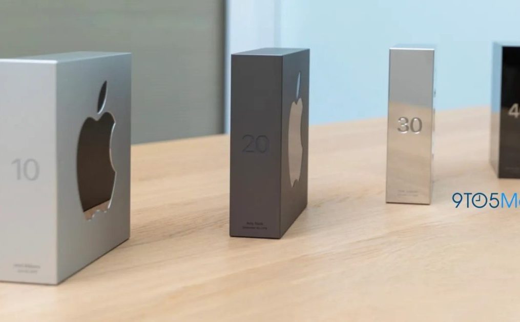 Rare 20-year Apple employee award up for auction alongside uncirculated original iPhone