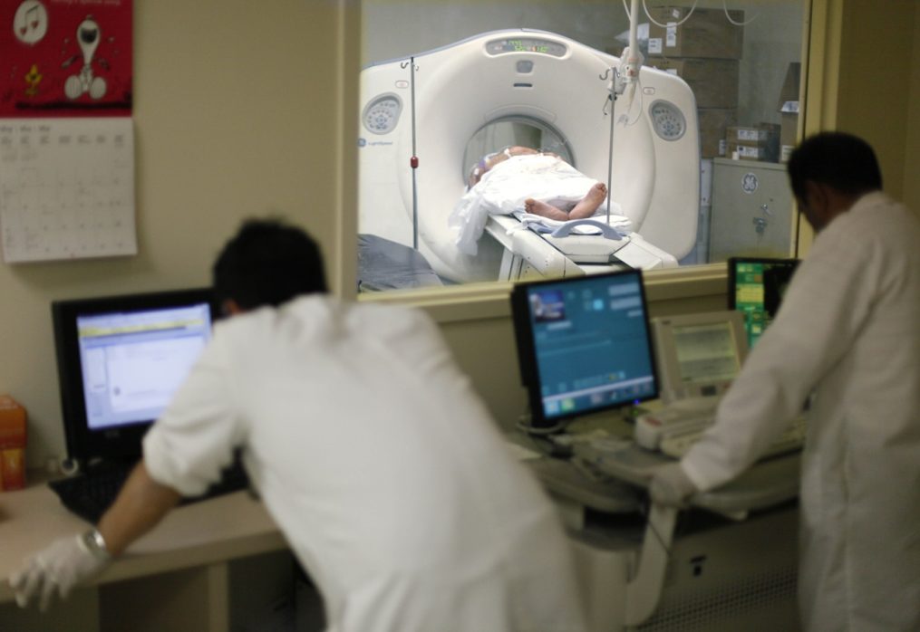Liječnici se šokirali kada su ugledali CT snimku: Pogledajte što je pacijent imao u lubanji