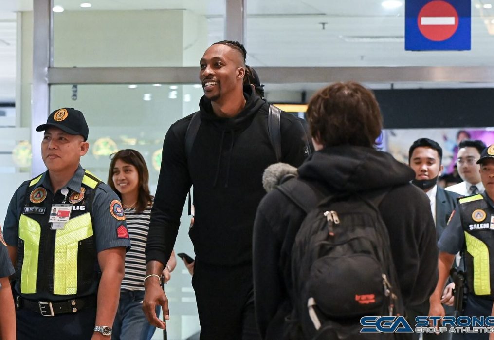 LOOK: Dwight Howard lands in the Philippines ahead of Dubai tournament
